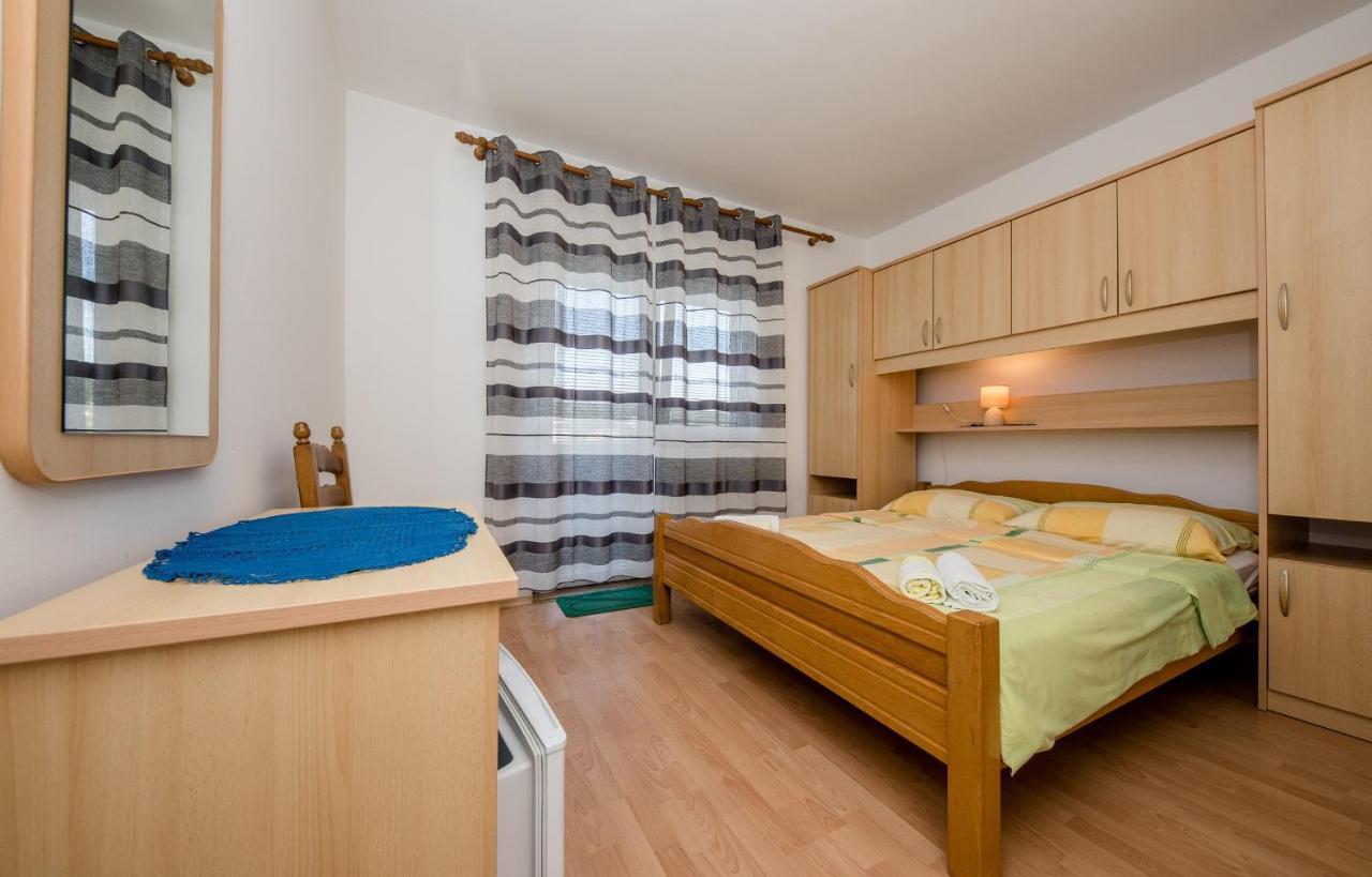 Rooms Marijana Kampor Exterior foto